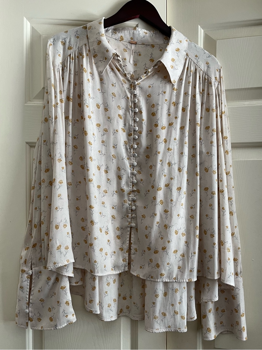 Free People Cream Floral Button-Front Blouse Size Large